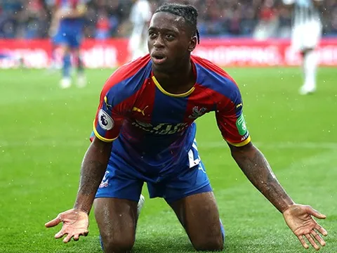 Arsenal và Manchester United quyết tâm có được tài năng nước Anh