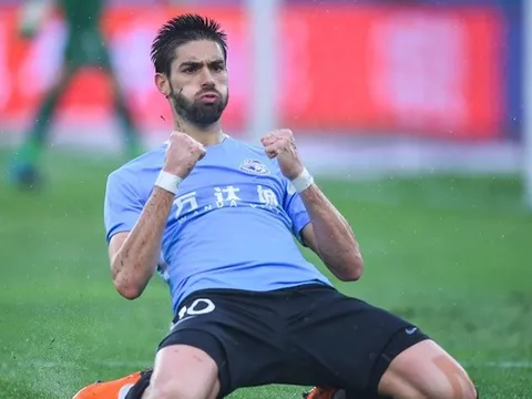 AC Milan bất ngờ đón nhận tin vui từ Trung Quốc