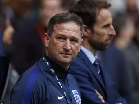 Điều này xảy ra, ghế nóng Chelsea sẽ lập tức "sang tên đổi chủ"