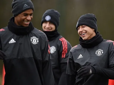 Âm mưu "cuỗm" sao trẻ 72 triệu bảng của M.U, Barca nhận "trái đắng"