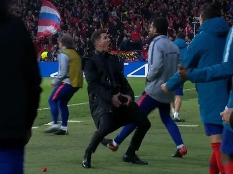Ăn mừng phản cảm, HLV Simeone có thể nhận án phạt nặng từ UEFA