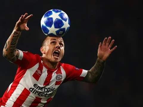 Chỉ chi một nửa số tiền PSG bỏ ra, Man City vẫn ung dung mang ngôi sao Eredivisie về Etihad