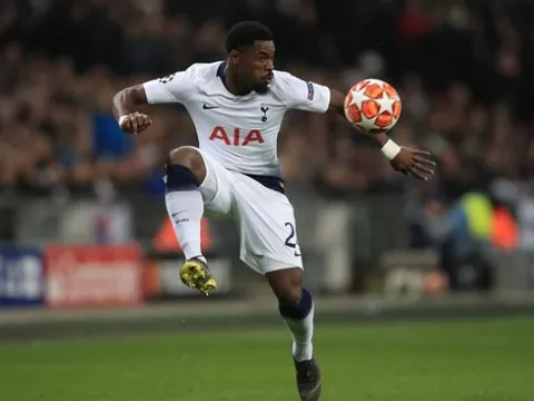 Fan Tottenham: "Anh ta hoàn toàn không có tư duy bóng đá"