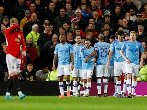 'Cậu ấy khiến Phil Jones té bật ngửa'