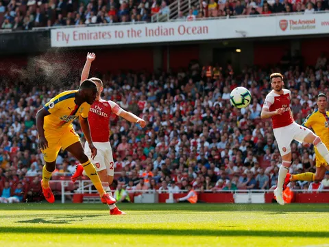 "Cậu ta thi đấu như một cậu bé" - Martin Keown "hủy diệt" sao Arsenal