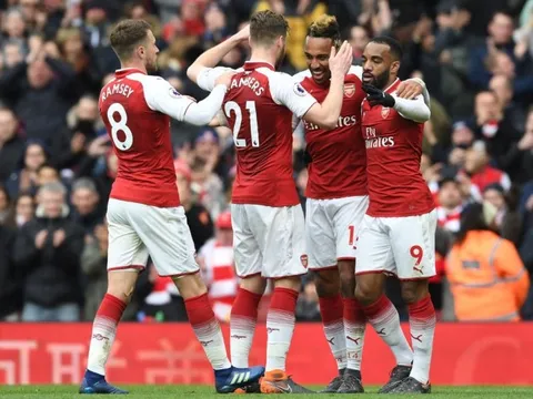Arsenal giáng "cú đấm thép" vào Real, Barca cho 2 trụ cột hàng công