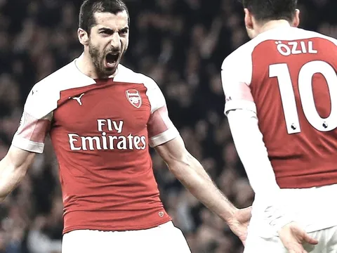 Arsenal nghĩ gì mà tin cỡ Suarez, Banega có thể thay "chúa tể Emirates"?