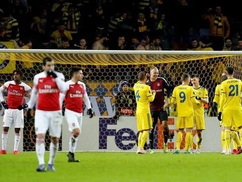 Arsenal sẽ dùng đội hình nào trong cuộc chiến sống còn ở Emirates?