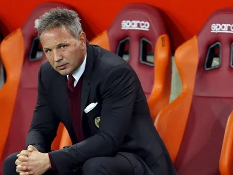 AS Roma quan tâm đến người hùng của Bologna