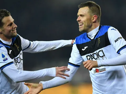 Hàng công mạnh thứ 2 châu Âu hủy diệt đối thủ 7 bàn không gỡ