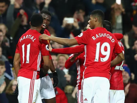 Man Utd binh hùng tướng mạnh đón Liverpool: Martial trở lại, Lukaku dự bị