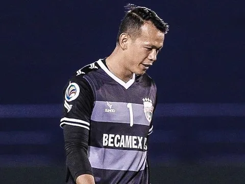 Bùi Tấn Trường lên tiếng sau khi nhận án "treo găng" của B.Bình Dương