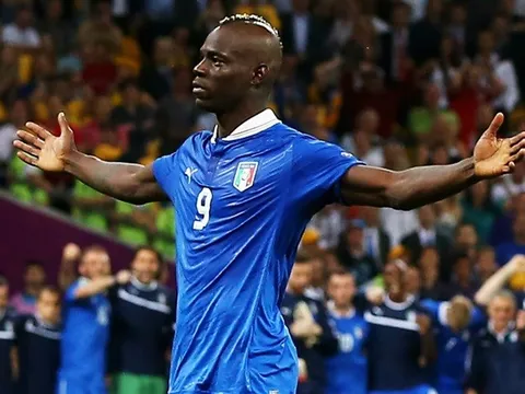 Balotelli bất ngờ được xem là hình mẫu tại Azzurri