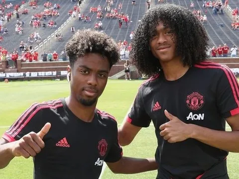 Bạn đã biết điều "siêu hoàn hảo" ở đội hình Man Utd đến Paris chưa?