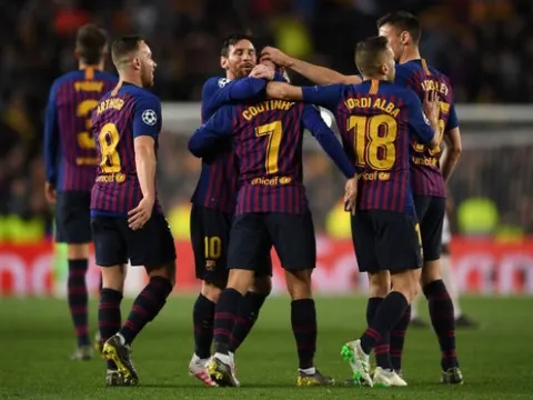 Barca cứ thế này, "bom tấn" không đi cũng dễ hiểu!