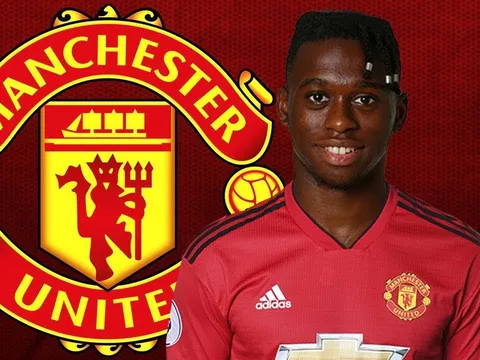 Man Utd để lộ tân binh cực chất trên trang chủ?