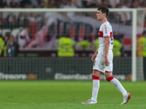 Bất lợi trên sân nhà, Nhà vô địch thế giới nguy cơ xuống hạng