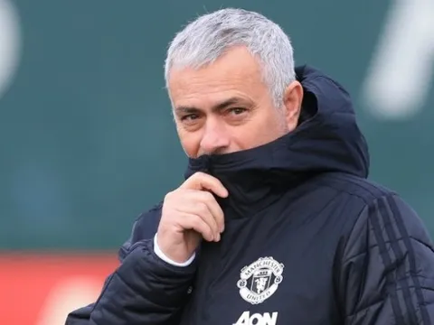 Bất ngờ: Mourinho có thể trở về Vương Quốc Anh