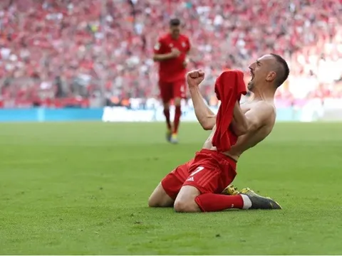 Bất ngờ! Ribery đã trở thành ông vua của Bundesliga