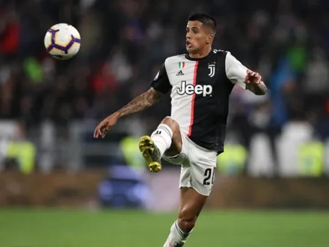 Bất ngờ! Vì một điều oái ăm, thành Manchester chưa thể có được Cancelo