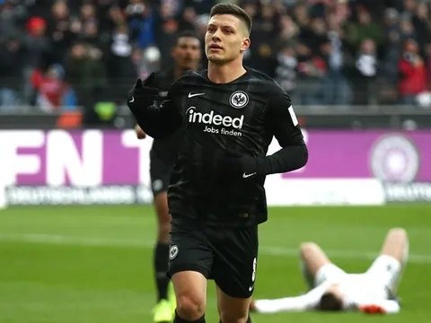 Bayern có hành động không ngờ về thương vụ "sát thủ" làm cả châu Âu phát sốt