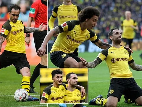 Bayern Munich choáng váng, Dortmund xuất thần ghi 2 bàn phút cuối đòi lại ngôi đầu