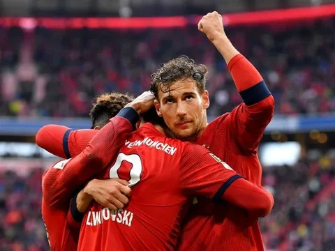 Bayern tiến gần đến ngôi vương sau khi dễ dàng đả bại Hannover