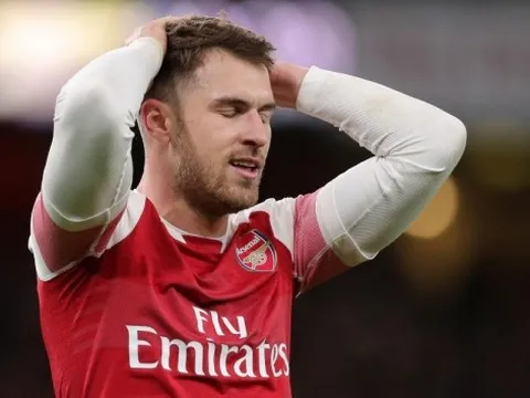 "Bệnh viện" Arsenal những tuần đấu cuối mùa giải