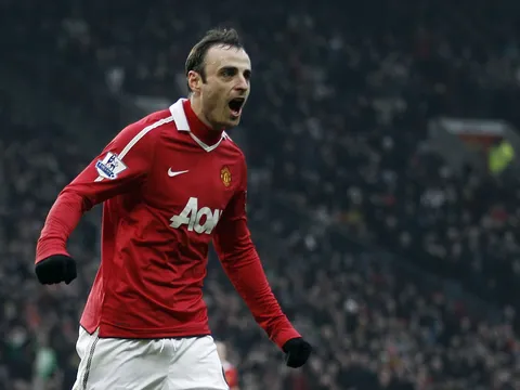 Berbatov: Cậu ấy cần tự hỏi mình liệu có thể hạnh phúc tại Real Madrid