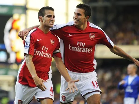 Bị người Tottenham "đá xoáy", cựu sao Arsenal chớp ngay cơ hội "báo thù"