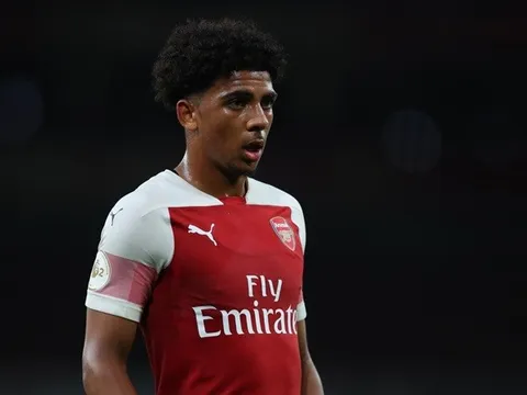 Bị 'sốc' vì Emery, sao chạy cánh 18 tuổi quyết dứt tình với Arsenal