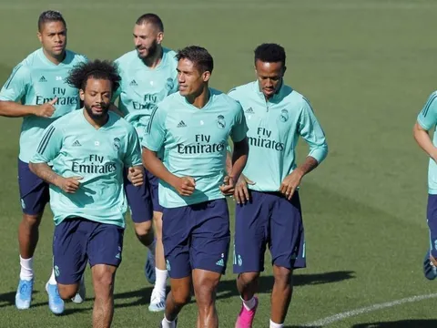 Bị Zidane "hắt hủi", mục tiêu 40 triệu của M.U cập bến nước Anh?