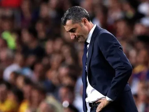 Biến lớn sau Siêu Cúp, Barca chốt thời điểm thanh trừng "kẻ bất lực"