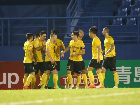 Hàng thủ "mơ ngủ", Bình Dương thua đau ở AFC Cup