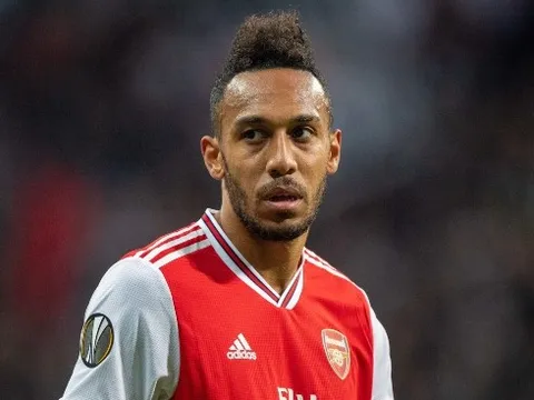 Bỏ Aubameyang, Barca quyết giật "siêu tiền đạo" 80 triệu euro với Man Utd