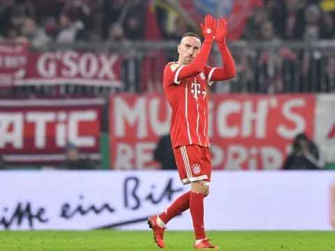 Bỏ Bayern, Ribery sẽ sang Qatar làm đồng đội với Xavi?
