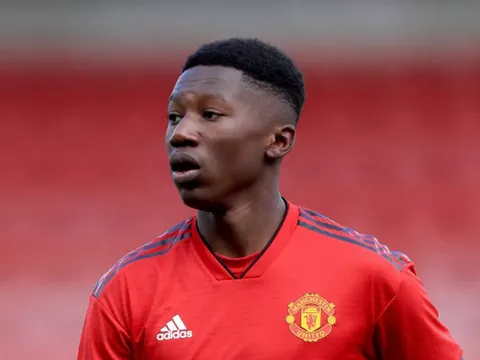 'Bỏ' Chelsea theo Man United, sao trẻ 2000 được thưởng lớn