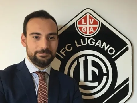 Bổ nhiệm HLV chưa xong, thượng tầng Juventus lại thay đổi