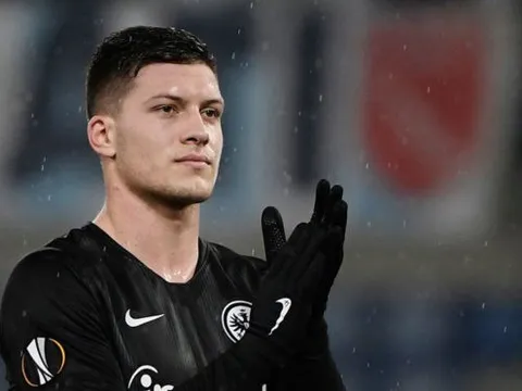 Bom tấn đầu tiên của Real, Luka Jovic là ai?