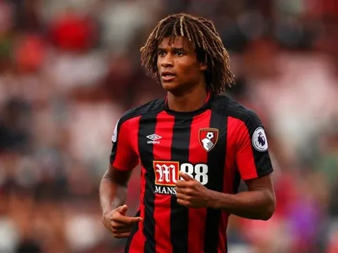 Nóng: Bournemouth ra giá cho Nathan Ake