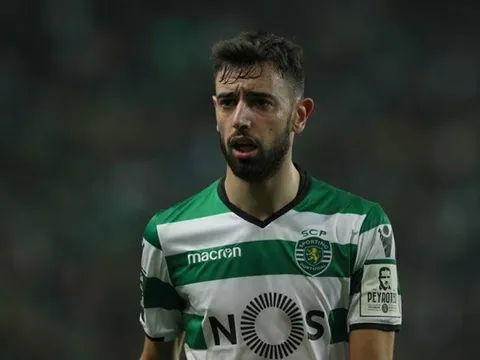 Fernandes 'vén màn bí mật', quá sốc với sự thật được Man Utd liên hệ