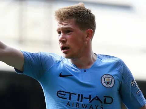 Bruyne chấn thương: Thời cơ cho "phù thủy Algerie", "Xavi mới" của Pep