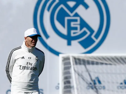 Buổi tập đầu tiên, Zidane thân thiết với 1 cái tên