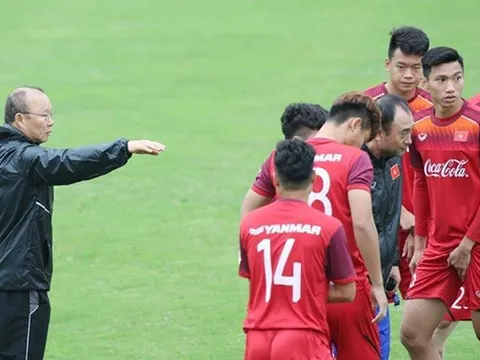 Báo châu Á: HLV Park Hang-seo đang đưa U23 Việt Nam thành "người khổng lồ"