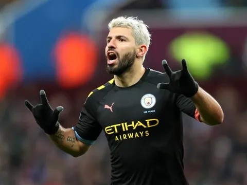 Cả huyền thoại Shearer cũng không thể sánh được với Aguero