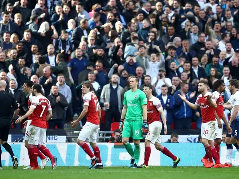 Cầm hòa Tottenham, Arsenal trở thành "độc nhất" tại Anh