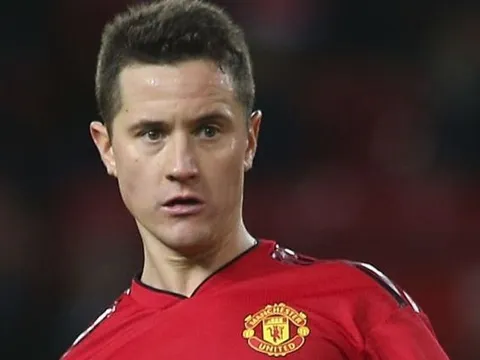 Lập kỉ lục ghi bàn, sao Liverpool được Klopp đưa 'lên mây'