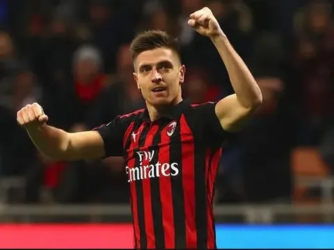 Nhìn Piatek tỏa sáng, fan Chelsea tiếc nuối vì đã mua Higuain