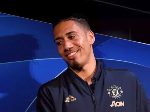 Smalling: "Ronaldo, Mbappe rồi Messi, hãy mang họ đến đây"
