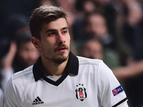 Arsenal quyết mua tiền vệ vừa giúp Thổ Nhĩ Kỳ quật ngã Pháp